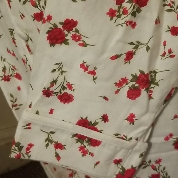 VICTORIA Secret Pajama Top - Picture 3 of 7